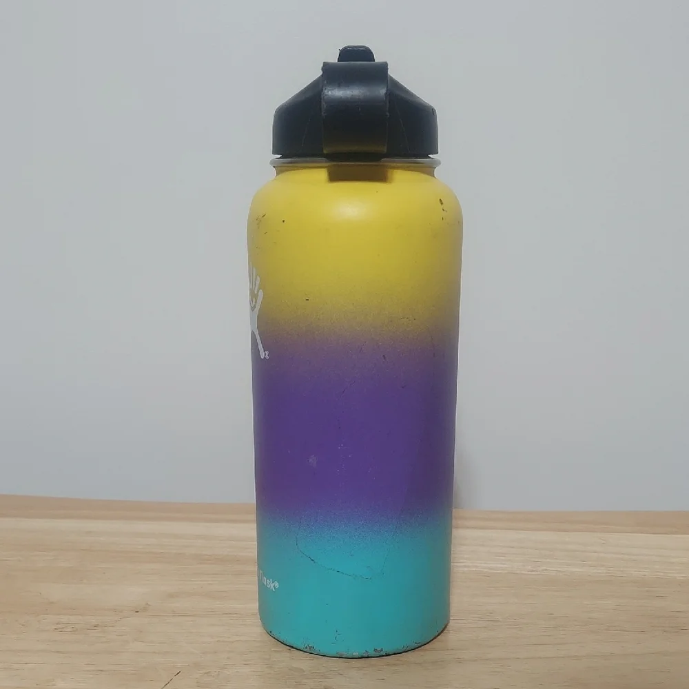 Hawaiian Rainbow Hydro Flask Yellow, Purple, and Teal Ombre Bottle - 32 Ounce